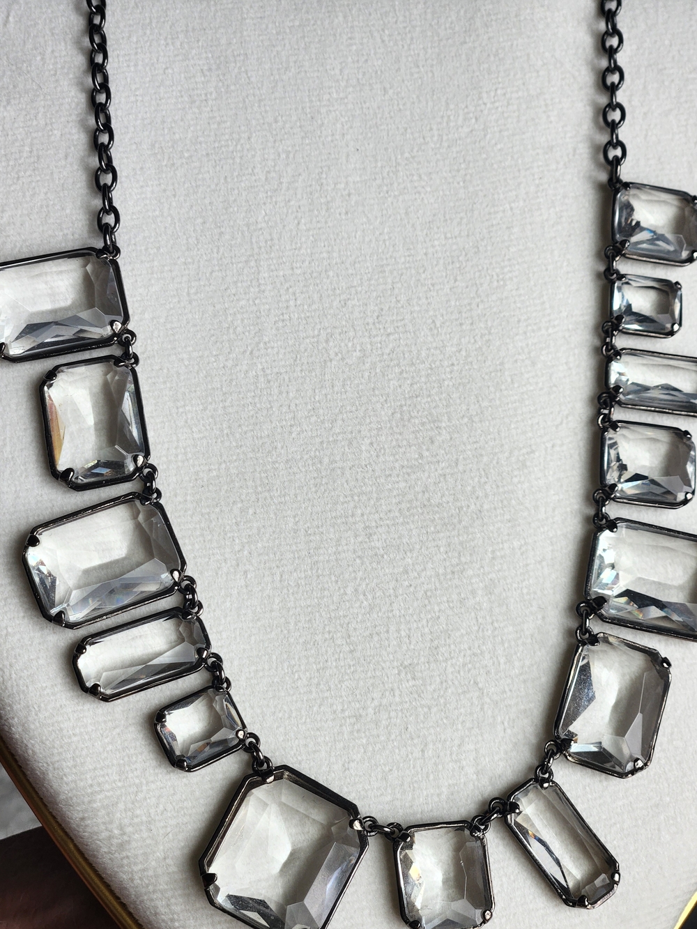 J. Crew Chunky Clear Crystal Statement Necklace in - Picture 4 of 9